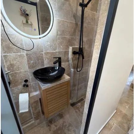 The13th アパート リュエイユ＝マルメゾン