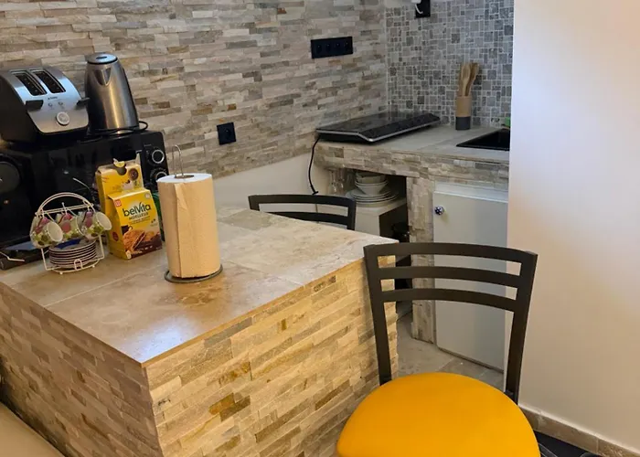 The13th Apartament Rueil-Malmaison