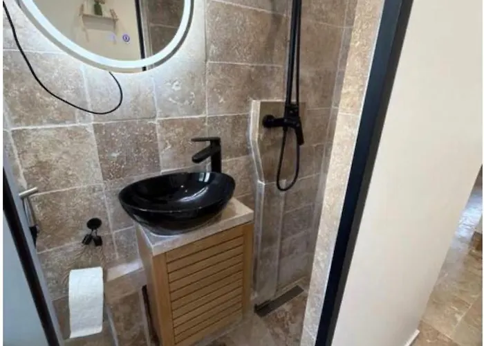 The13th アパート リュエイユ＝マルメゾン